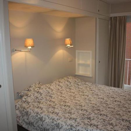 Appartement Sur La Digue A Knokke-Duinbergen Exterior photo