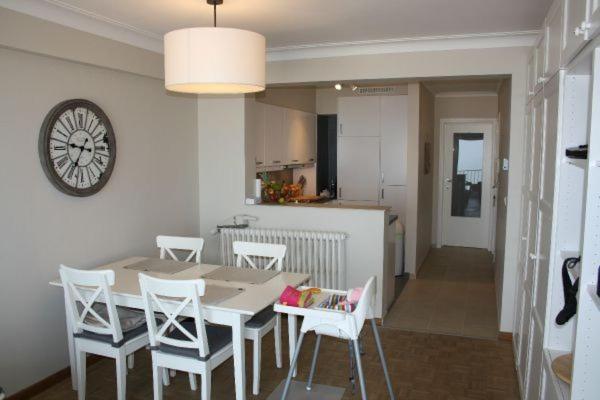 Appartement Sur La Digue A Knokke-Duinbergen Exterior photo
